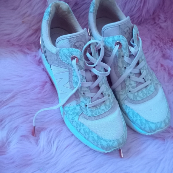 Michael Kors high heel espadrille size 6, worn 3-4 times max. - Picture 3 of 7